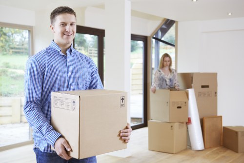 Professional flat removals planning in Stjohnswood apartment building
