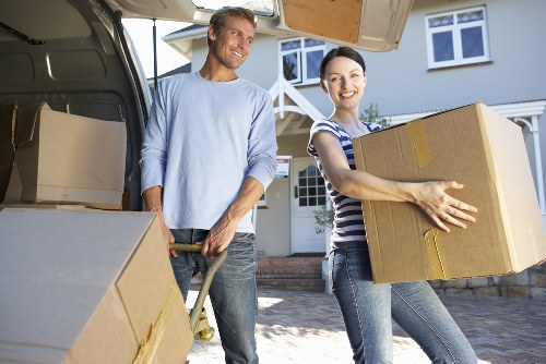 Secure packing materials for house removals in Stjohnswood
